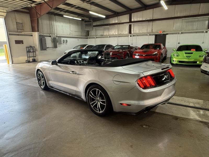 Ford Mustang  2016