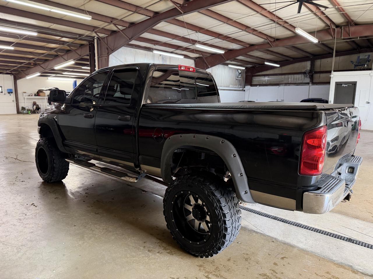 Dodge Ram 2500 4WD Quad Cab 140.5" SLT 2007