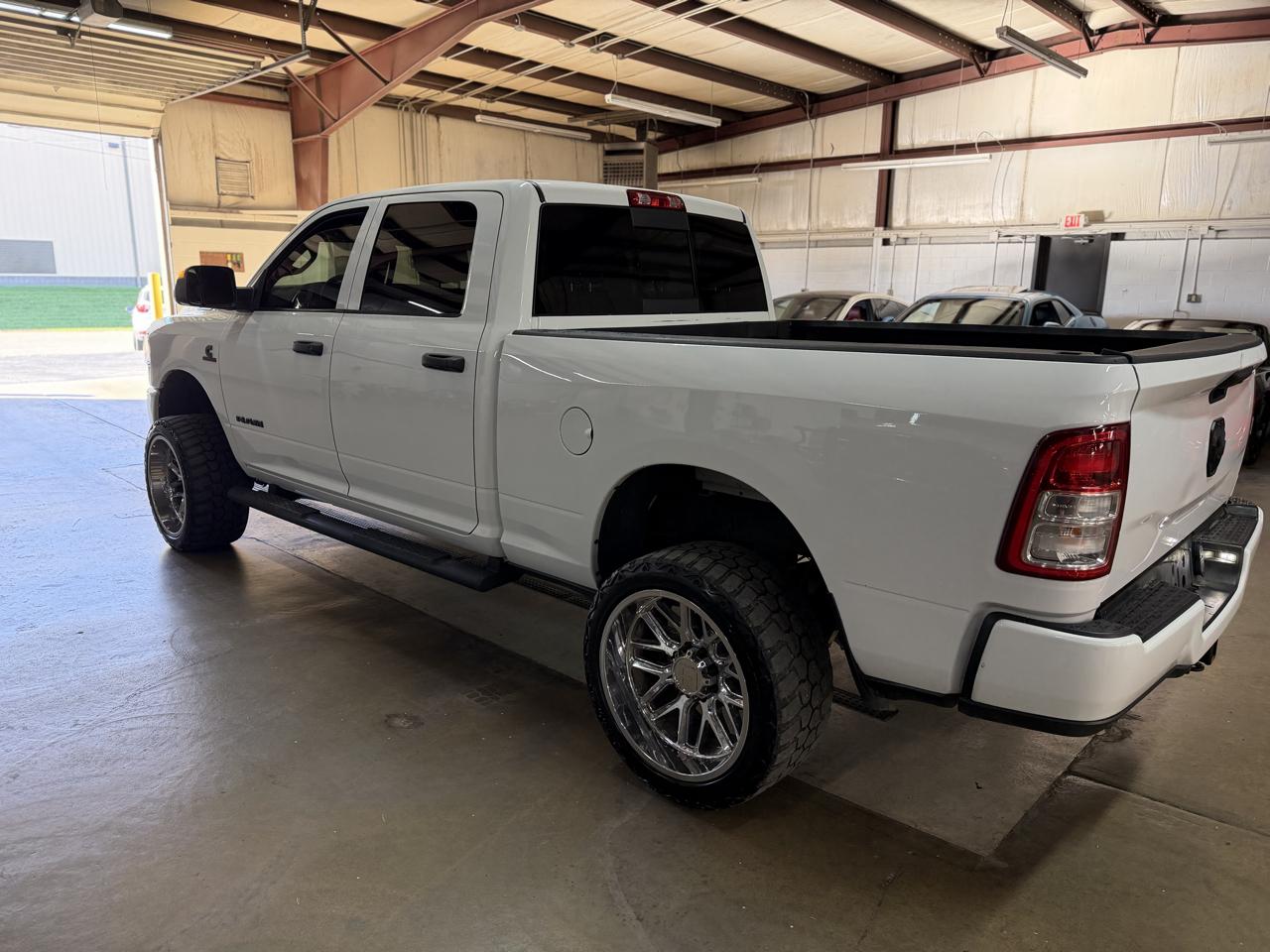 RAM 3500 Tradesman 4x4 Crew Cab 6'4" Box 2021