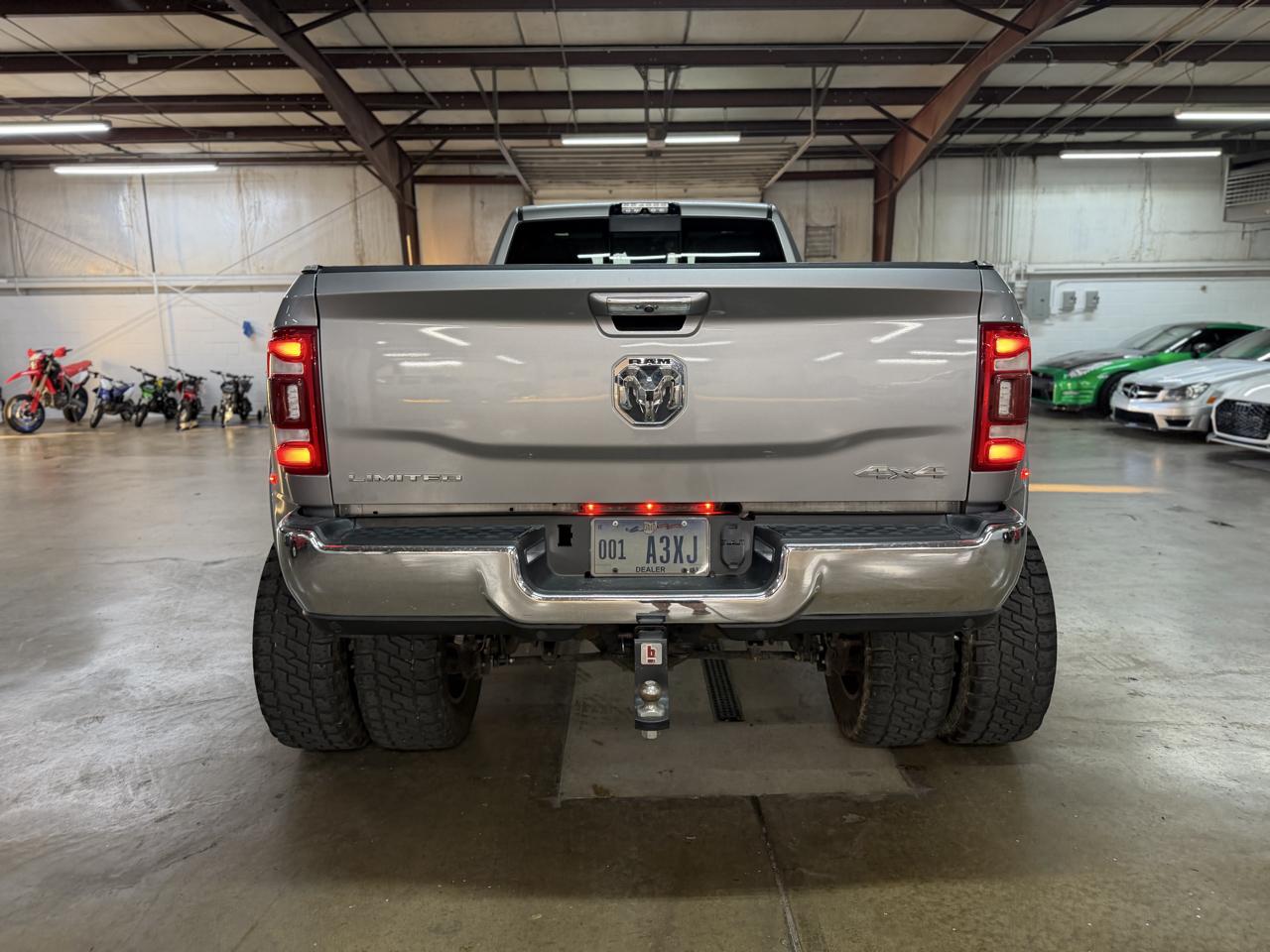 RAM 3500 Limited 4x4 Crew Cab 8' Box 2020