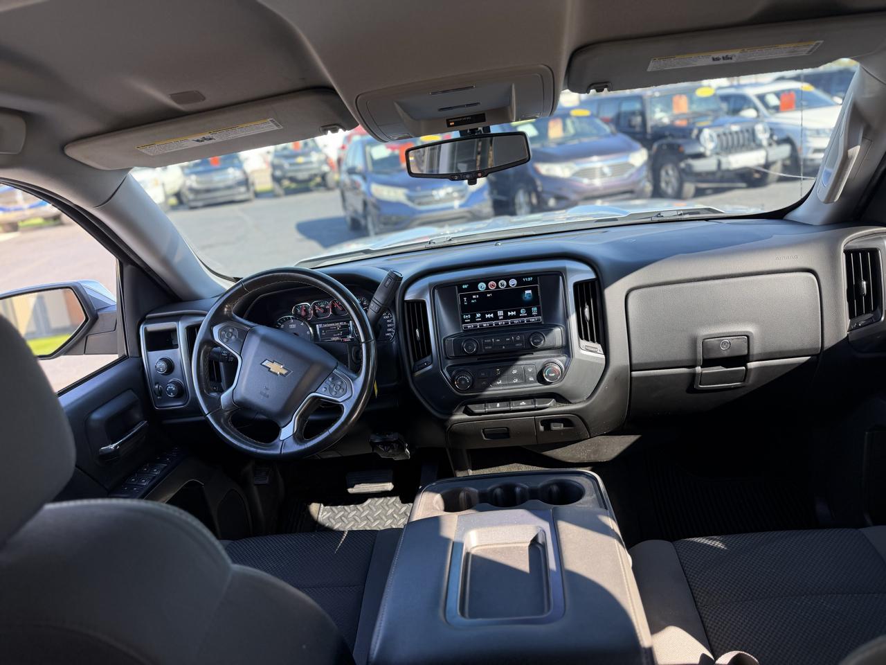 Chevrolet Silverado 1500 4WD Crew Cab 143.5" LT w/1LT 2018