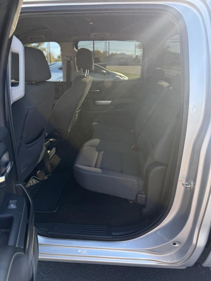 Chevrolet Silverado 1500 4WD Crew Cab 143.5" LT w/1LT 2018
