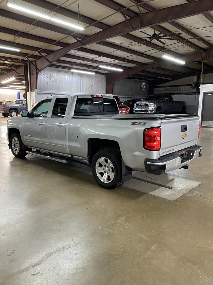 Chevrolet Silverado 1500 4WD Double Cab 143.5" LT w/2LT 2017