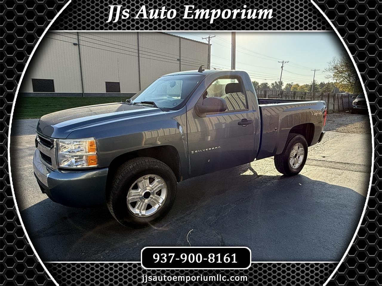 Chevrolet Silverado 1500 4WD Reg Cab 119.0" Work Truck 2007