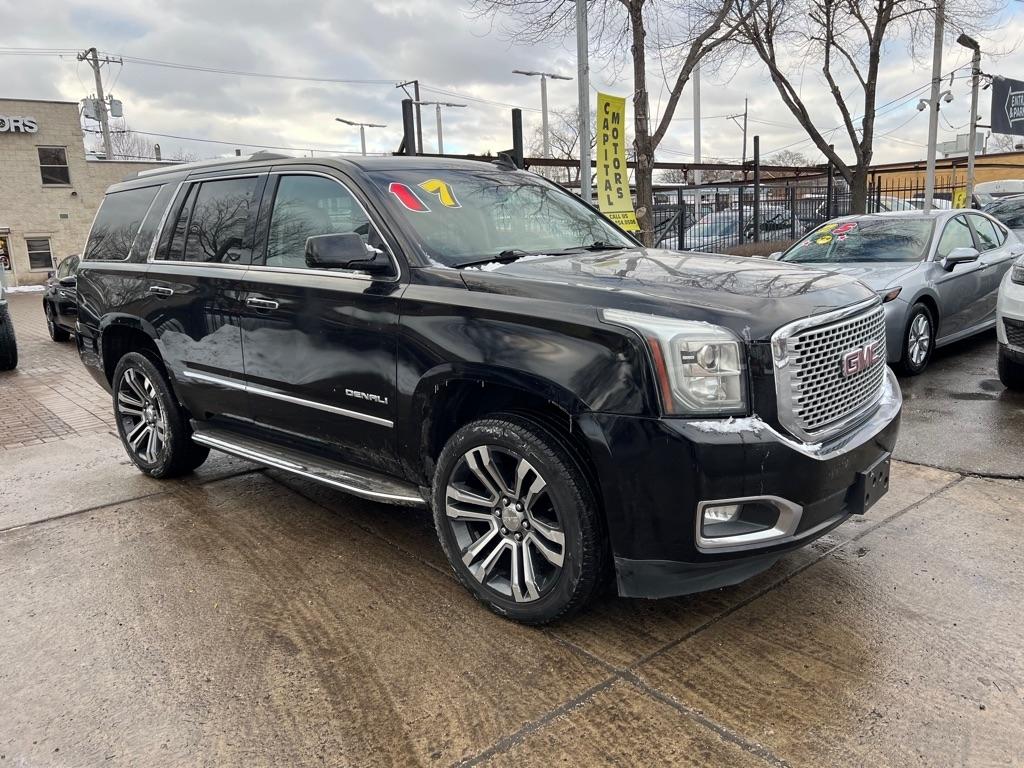 GMC Yukon Denali 4WD 2017
