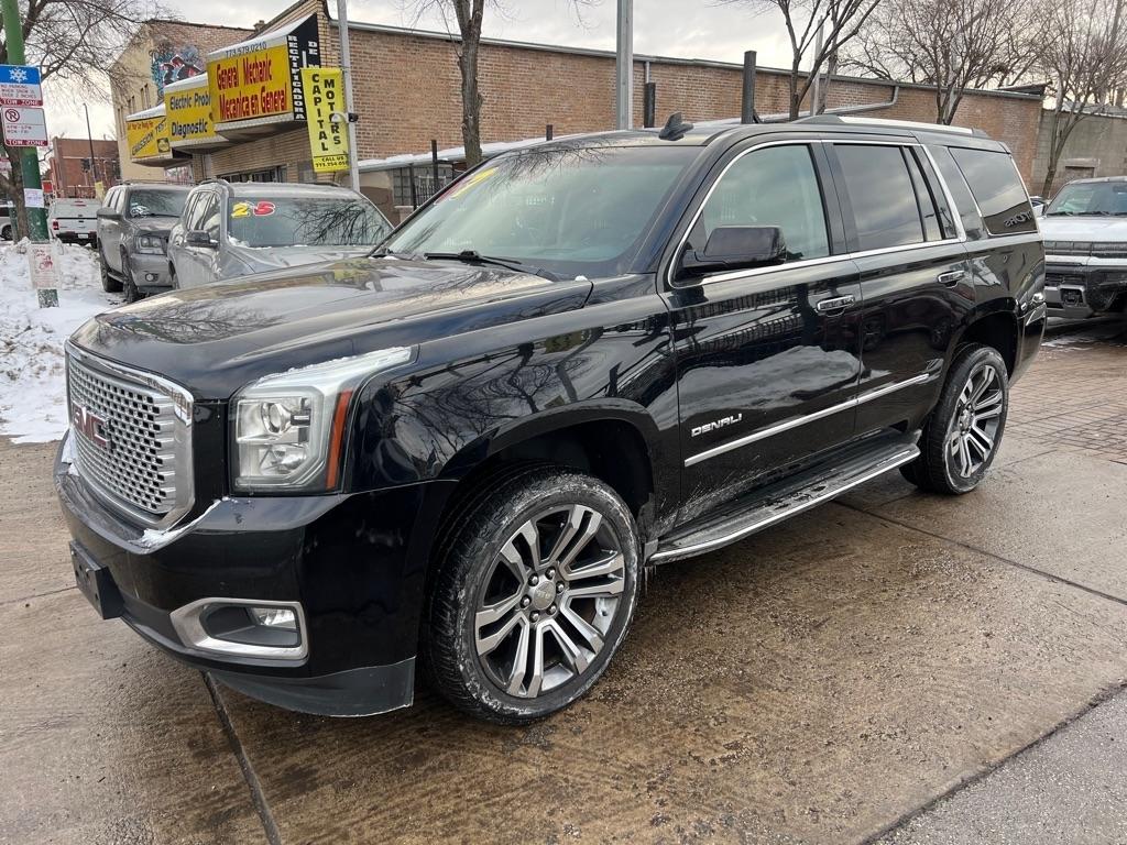 GMC Yukon Denali 4WD 2017