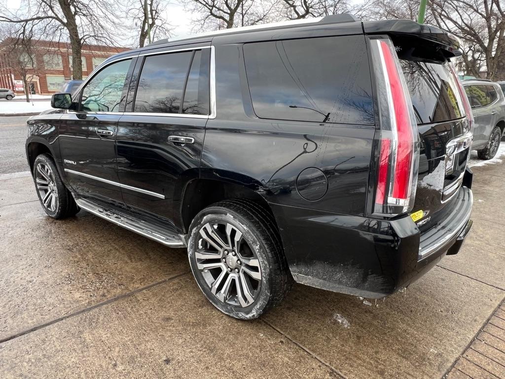 GMC Yukon Denali 4WD 2017