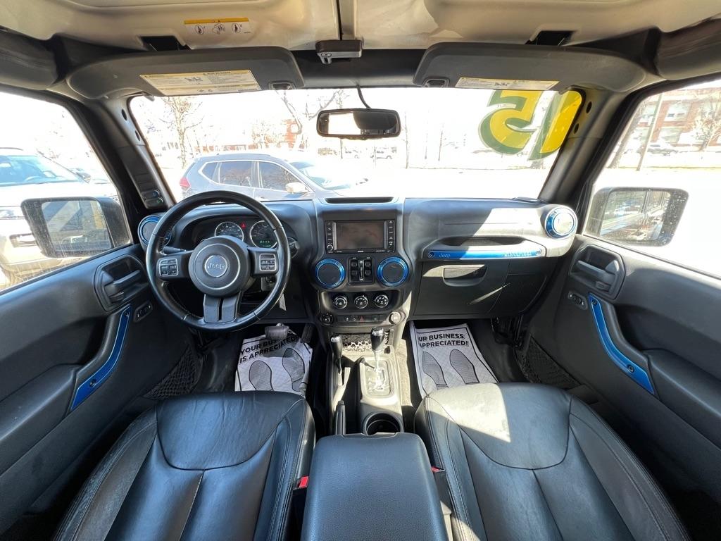 Jeep Wrangler Unlimited Sahara 4WD 2015