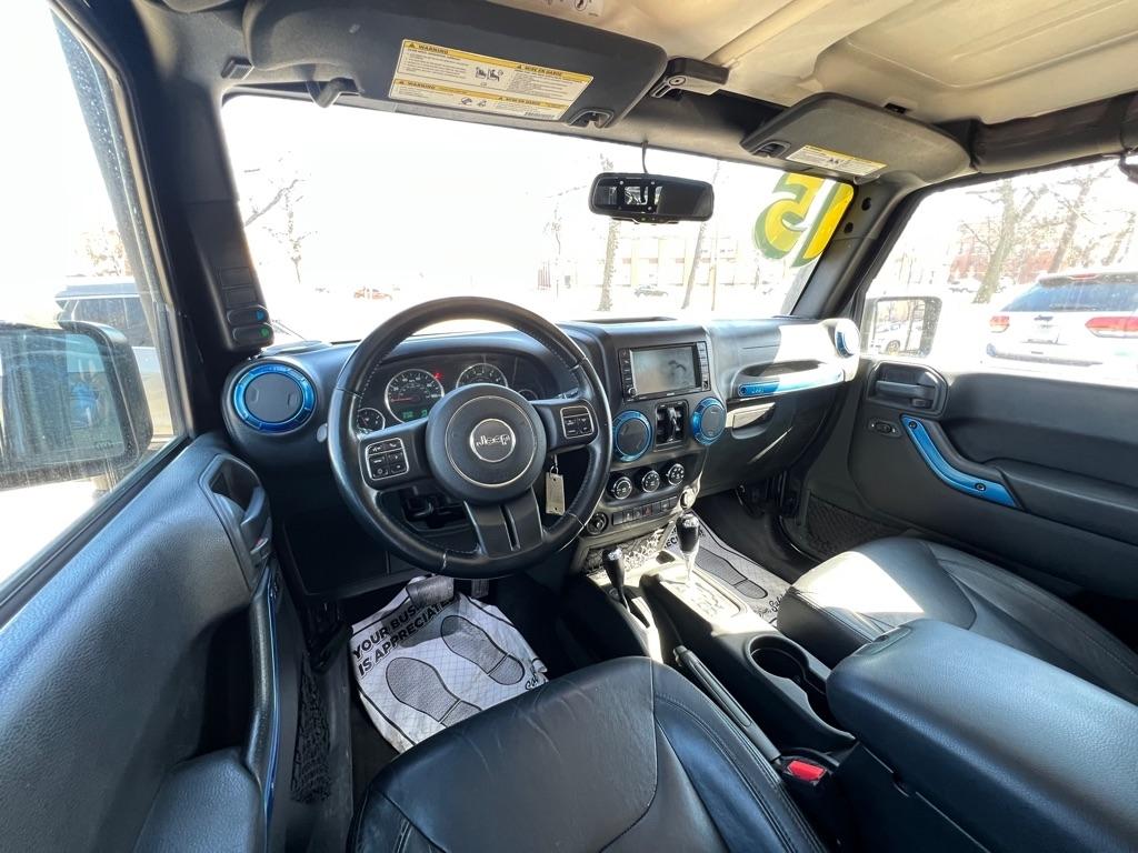 Jeep Wrangler Unlimited Sahara 4WD 2015