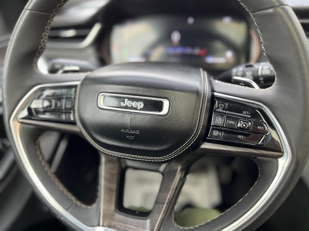 Jeep Grand Cherokee L Overland 4WD 2023