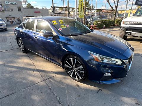 2022 Nissan Altima 2.5 SR