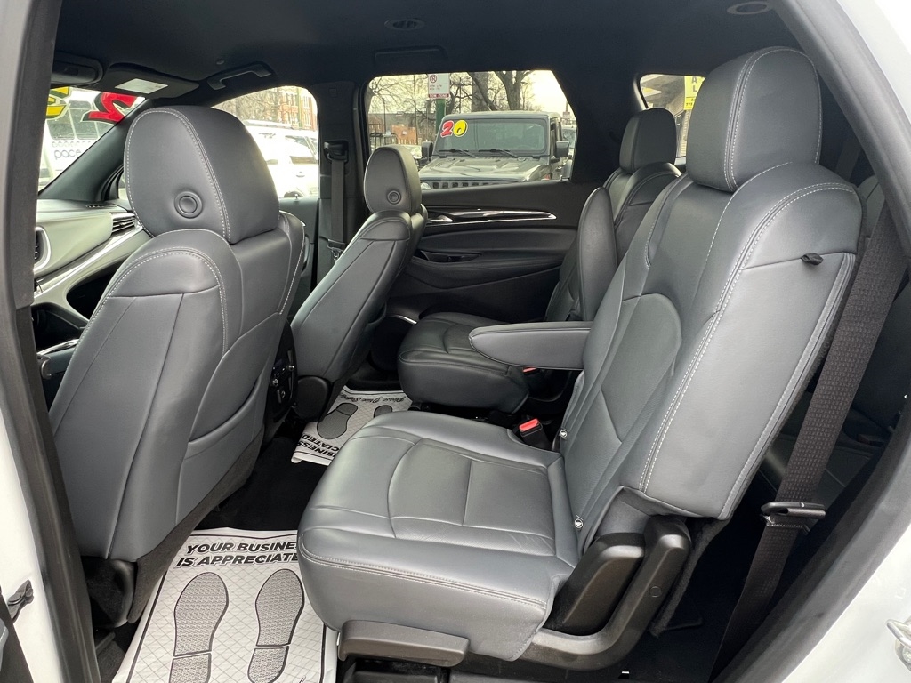 Buick Enclave Essence FWD 2023