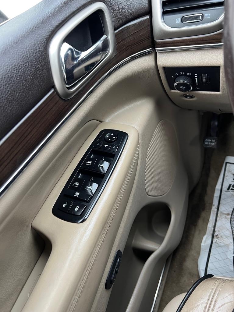 Jeep Grand Cherokee Overland 4WD 2015