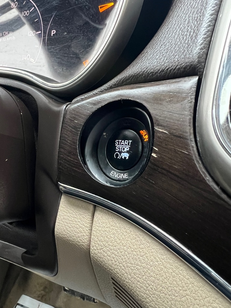 Jeep Grand Cherokee Overland 4WD 2015