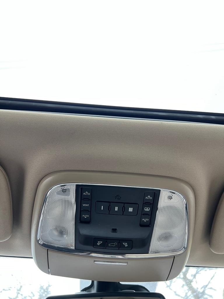 Jeep Grand Cherokee Overland 4WD 2015