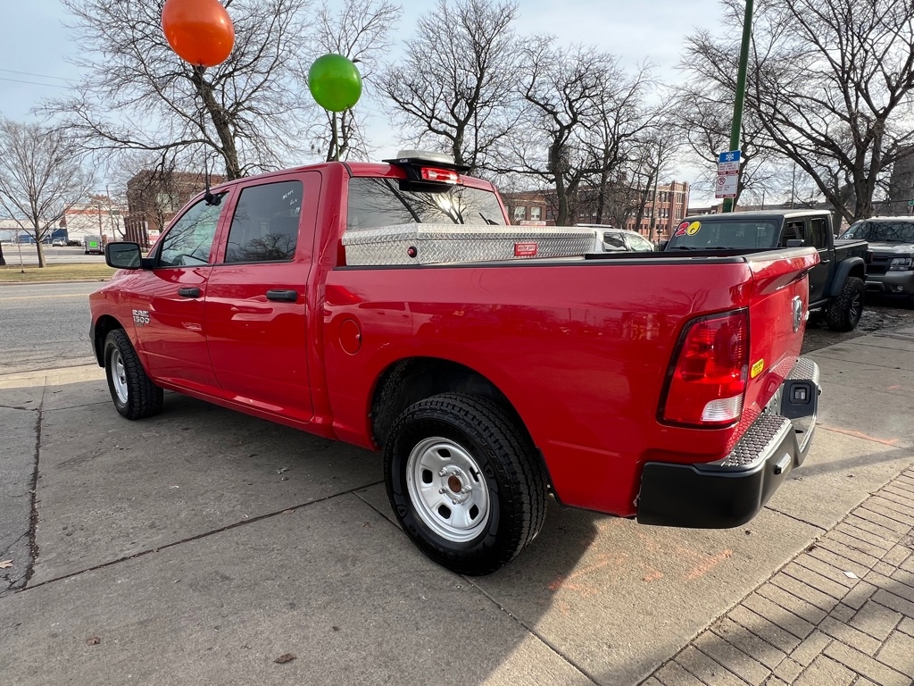 RAM 1500 Classic Tradesman Crew Cab SWB 4WD 2022