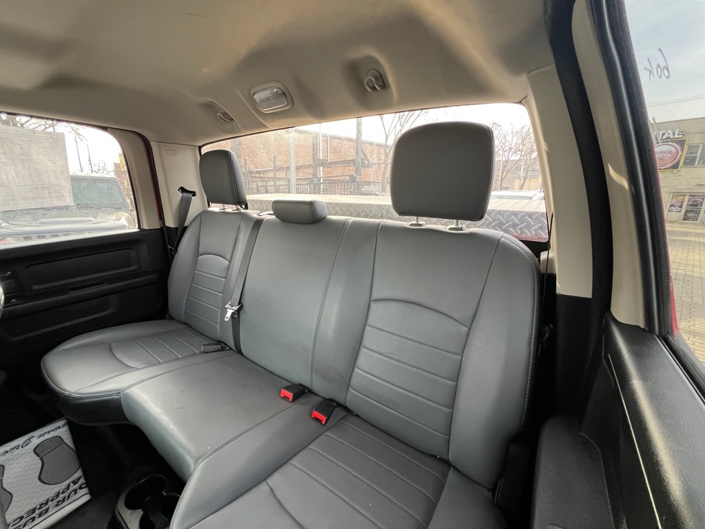 RAM 1500 Classic Tradesman Crew Cab SWB 4WD 2022