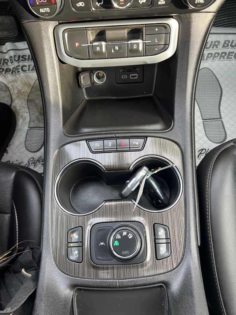 GMC Acadia SLT AWD 2021