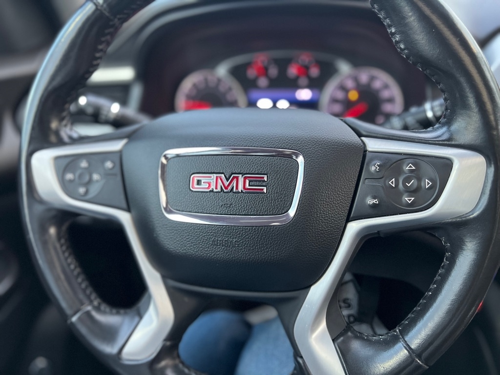 GMC Acadia SLT-1 AWD 2021