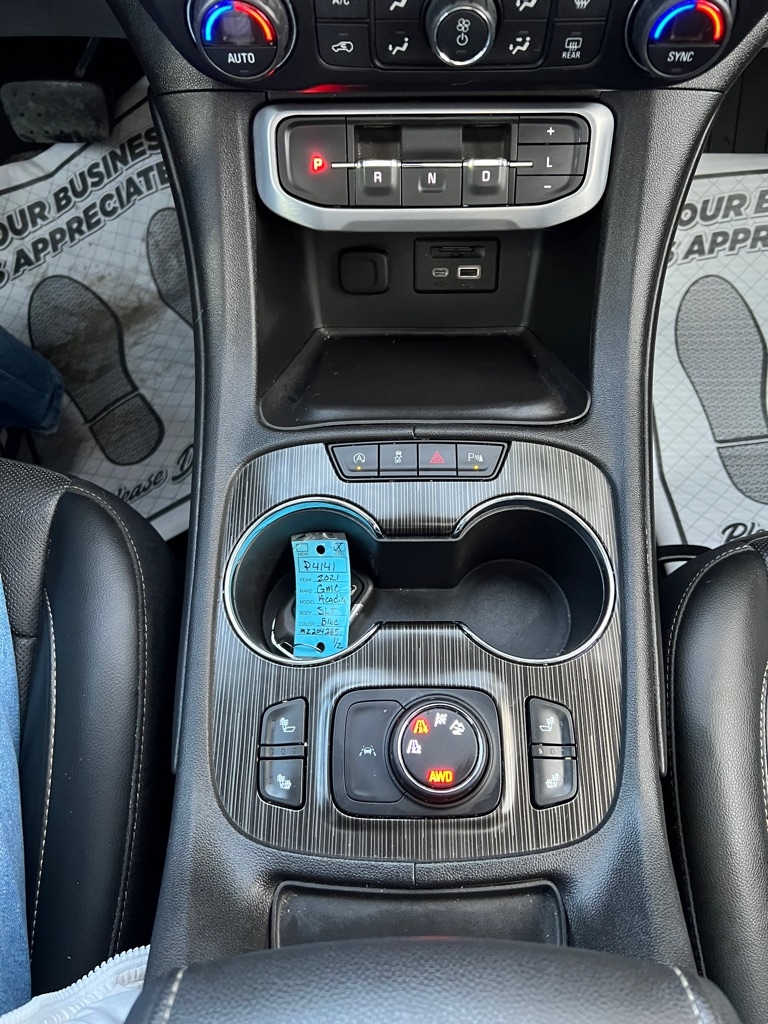 GMC Acadia SLT-1 AWD 2021