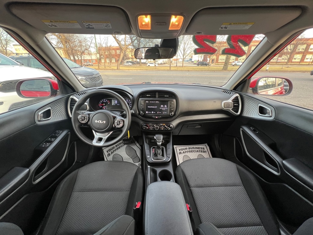 Kia Soul LX CVT 2022