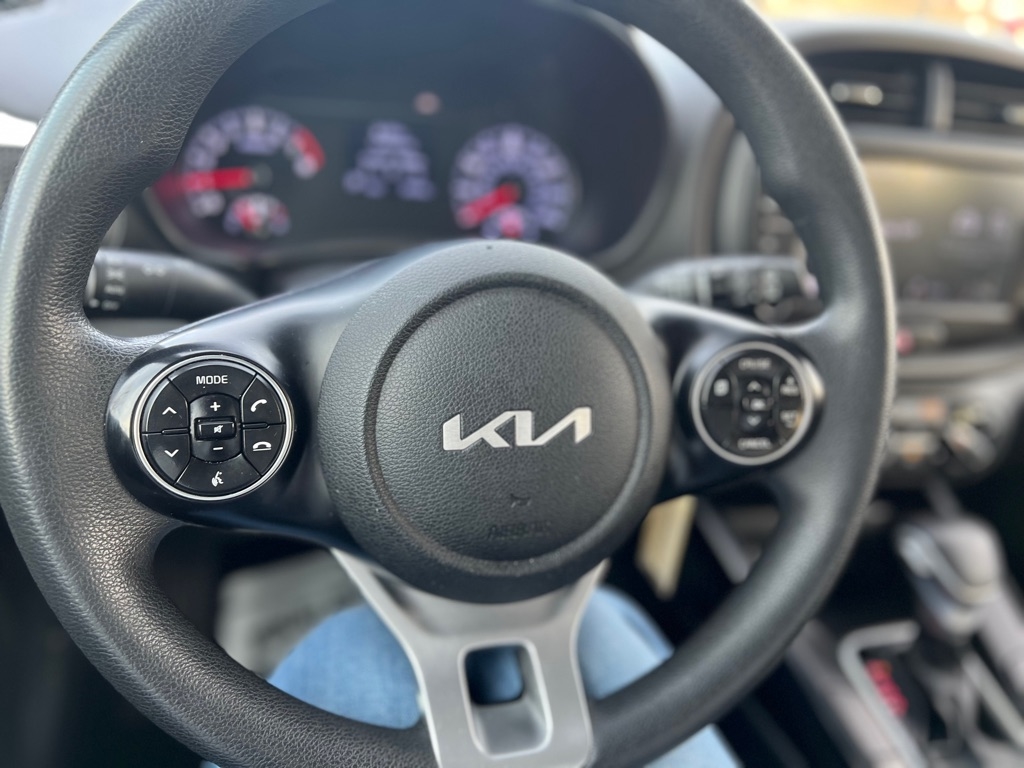 Kia Soul LX CVT 2022