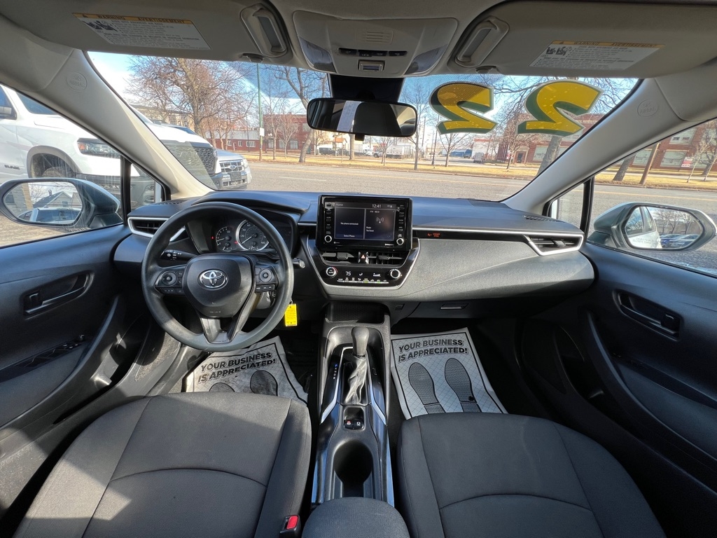 Toyota Corolla LE 2022