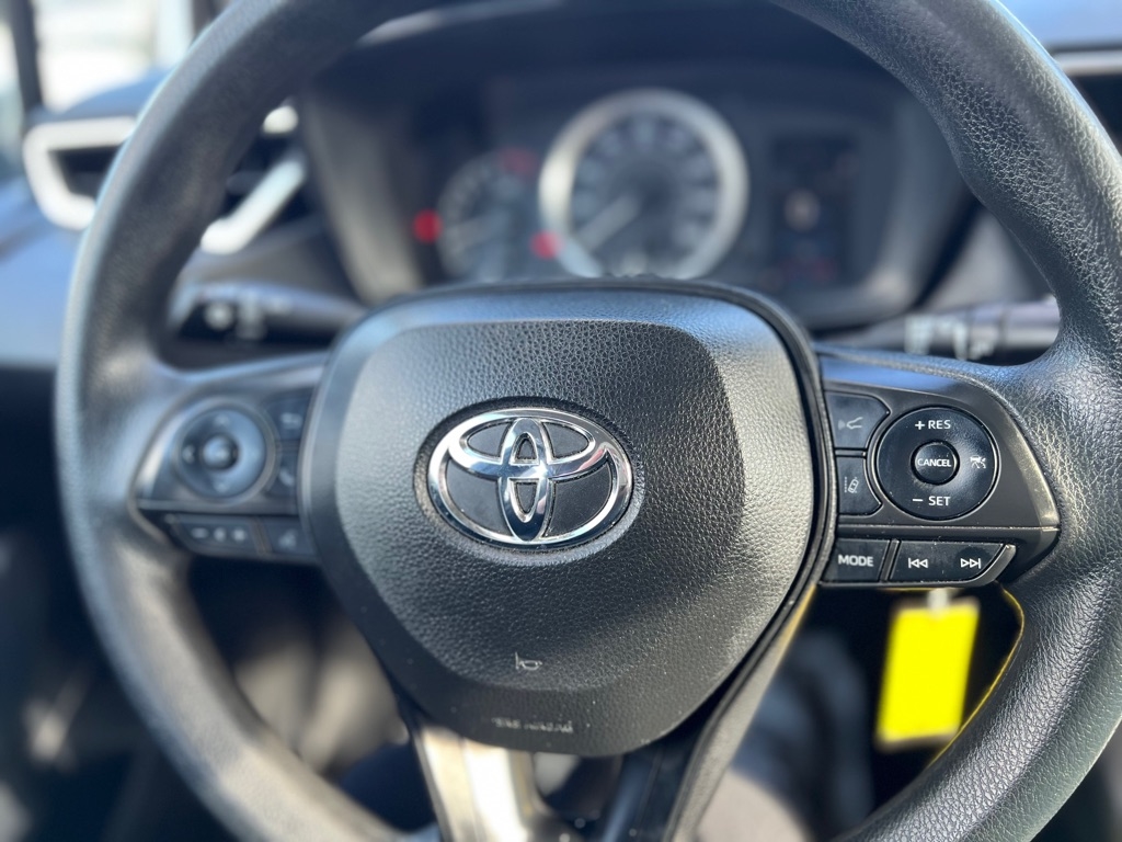 Toyota Corolla LE 2022