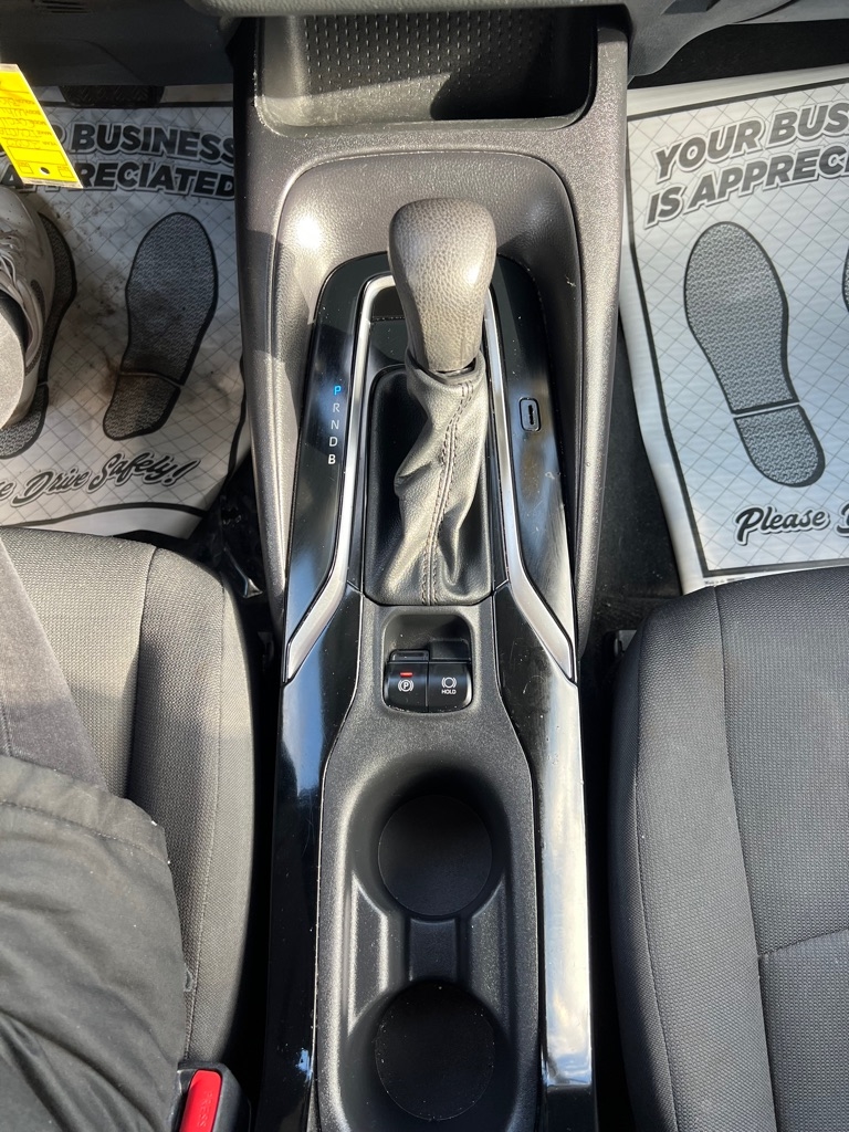 Toyota Corolla LE 2022