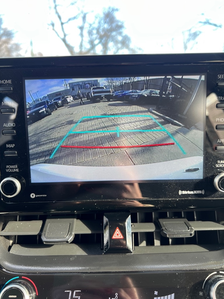 Toyota Corolla LE 2022