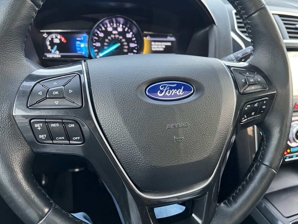 Ford Explorer Limited 4WD 2019