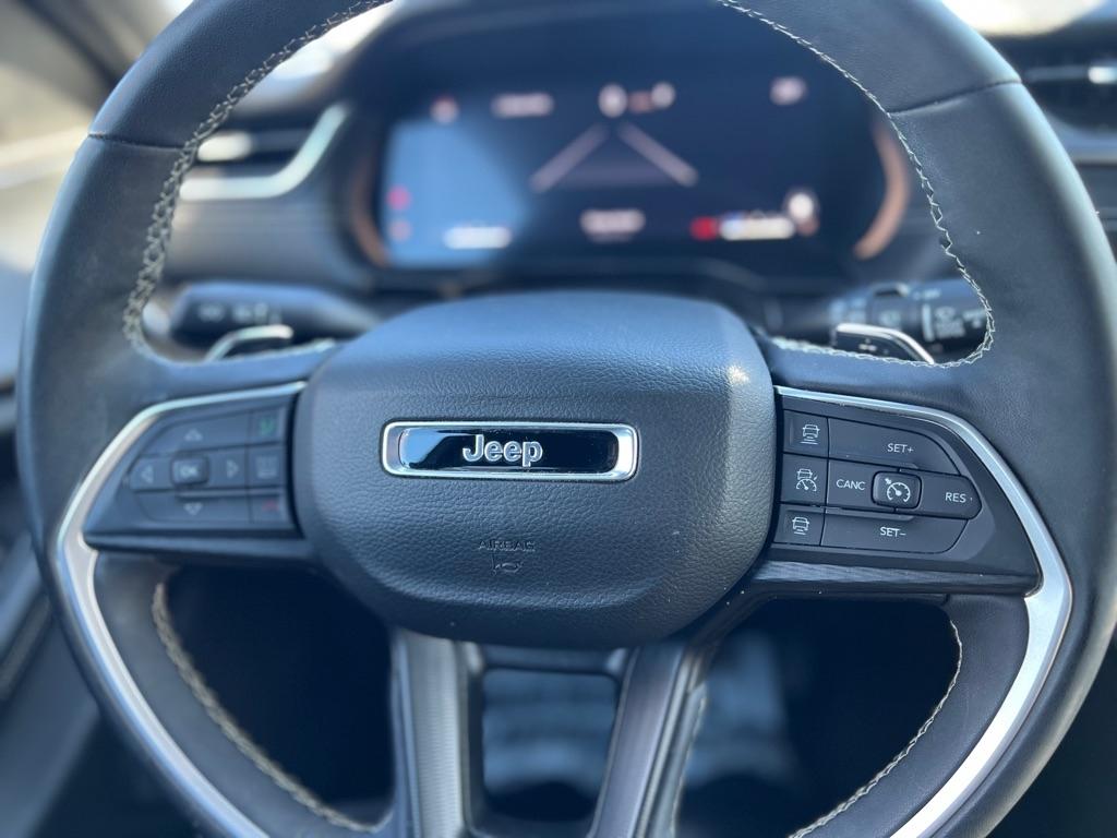 Jeep Grand Cherokee L Laredo 4WD 2024