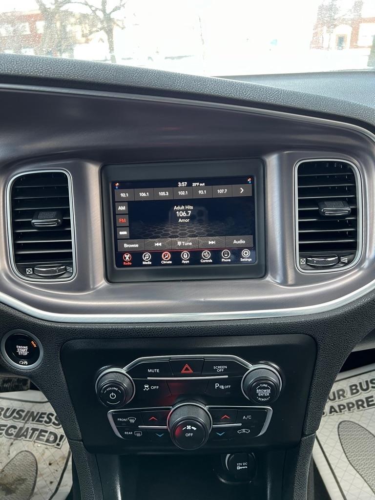 Dodge Charger SXT 2021