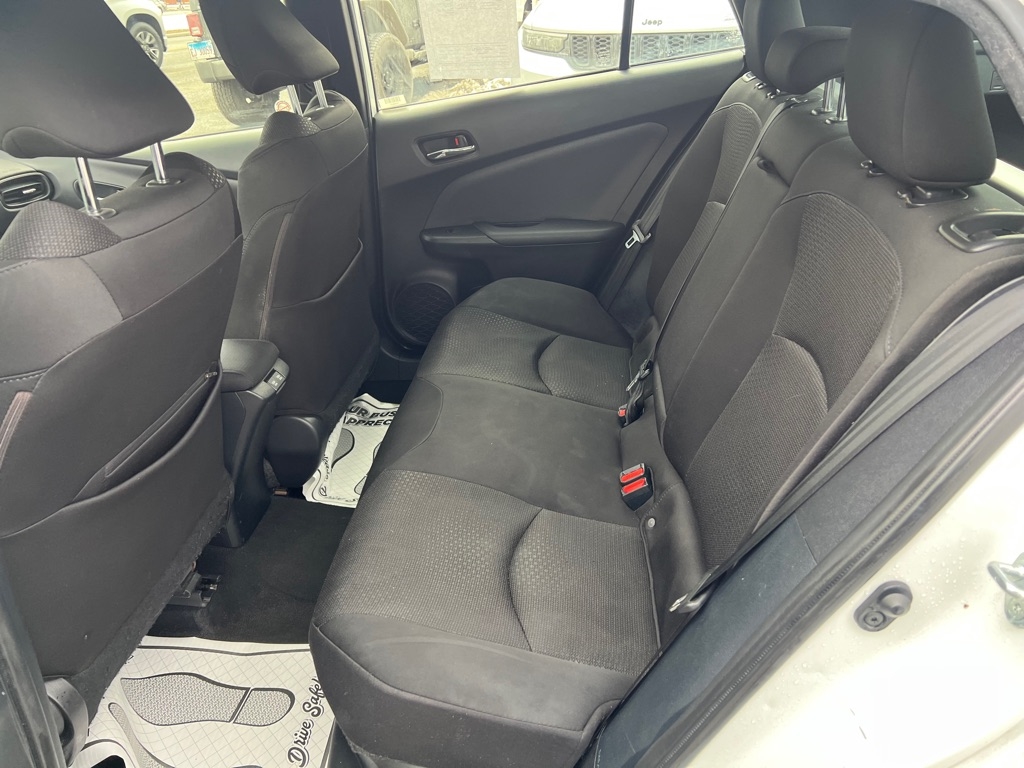 Toyota Prius LE 2022