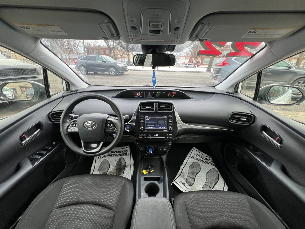 Toyota Prius LE 2022