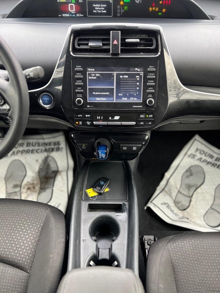 Toyota Prius LE 2022