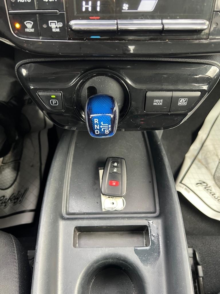 Toyota Prius LE 2022