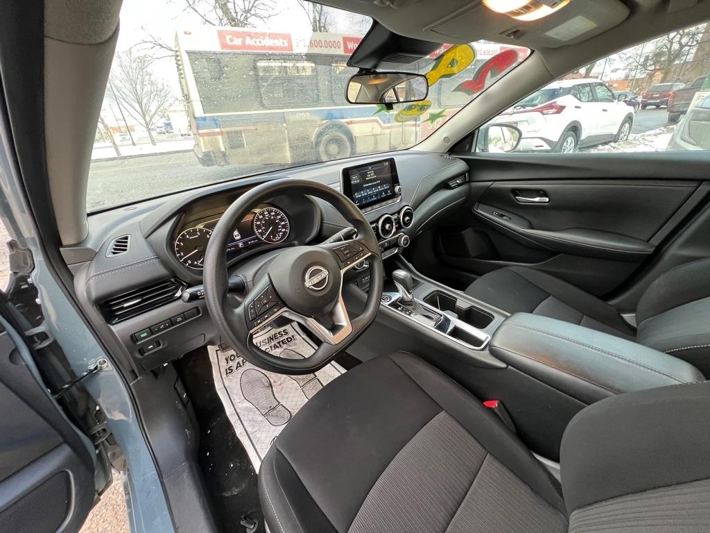 Nissan Sentra SV 2024