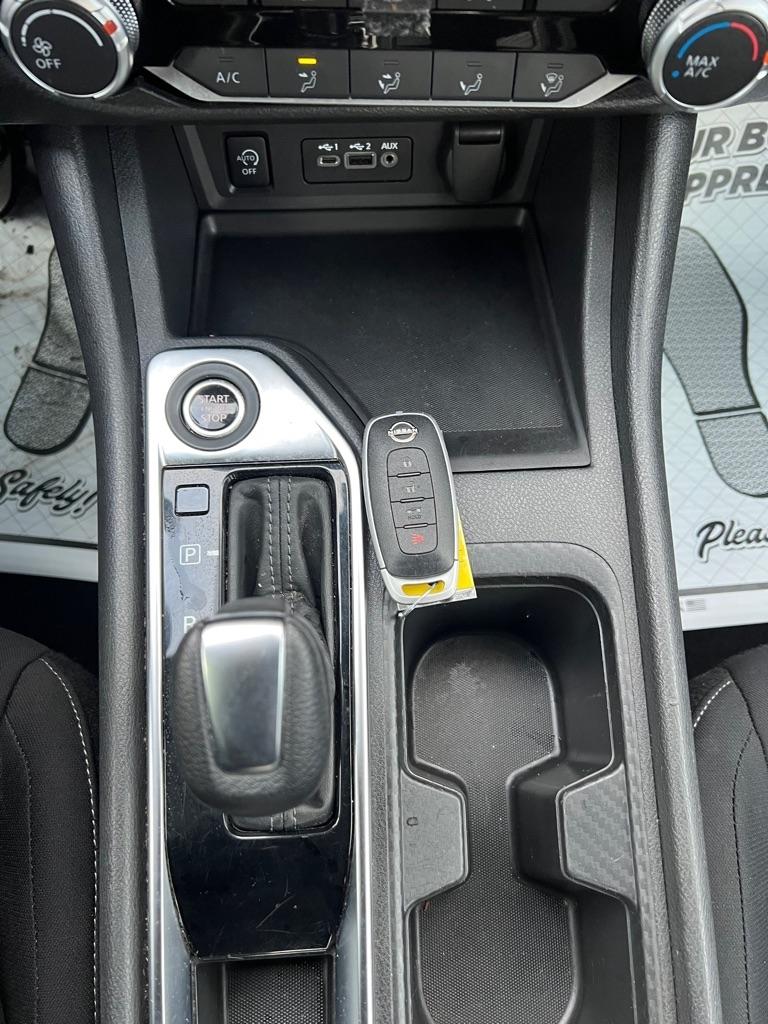 Nissan Sentra SV 2024