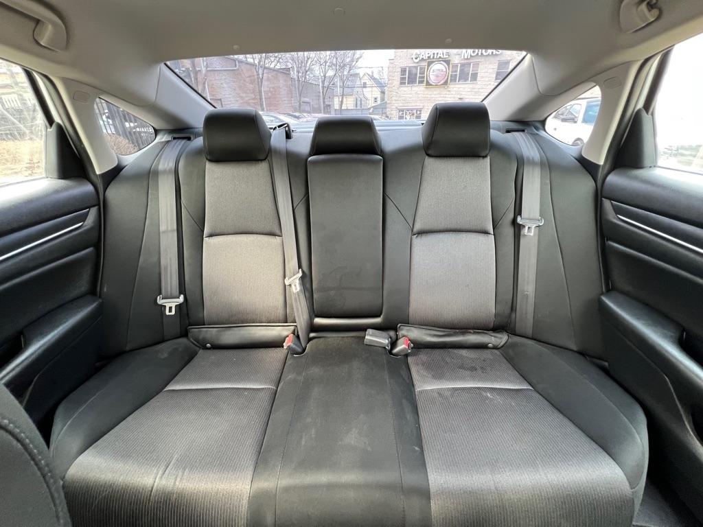 Honda Accord LX CVT 2020