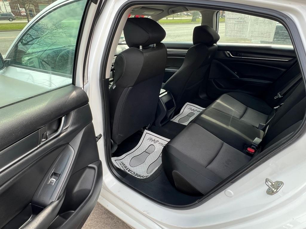 Honda Accord LX CVT 2020