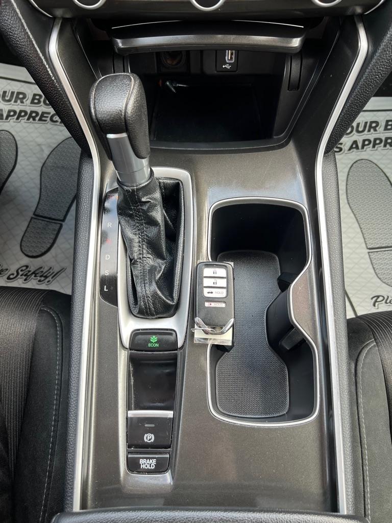 Honda Accord LX CVT 2020