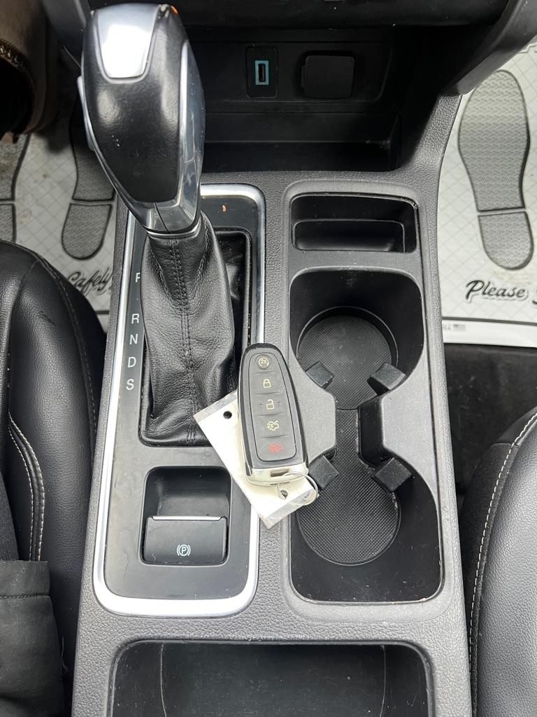 Ford Escape SEL 4WD 2019