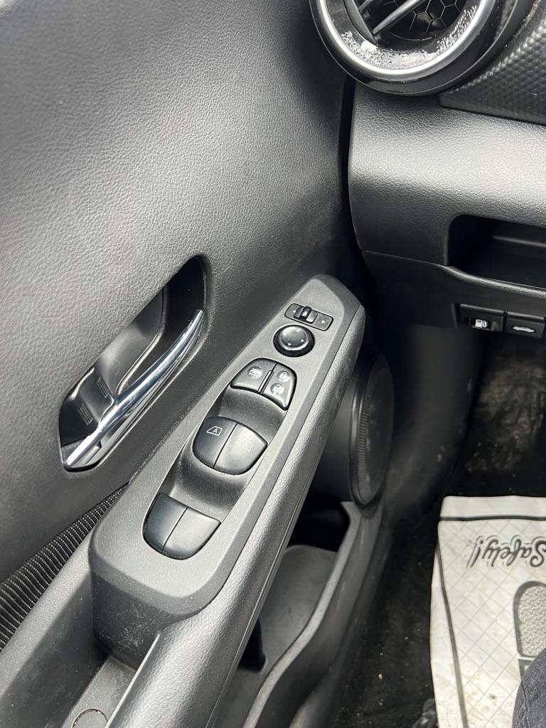 Nissan Kicks SV 2021