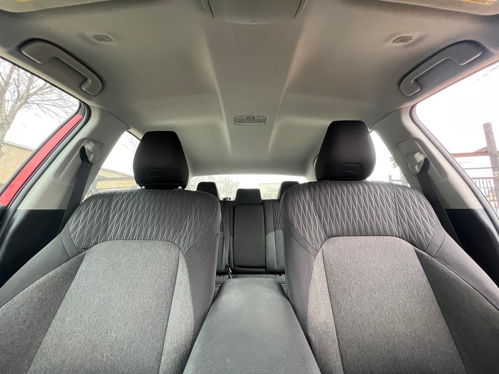 Toyota Camry Hybrid XLE 2025