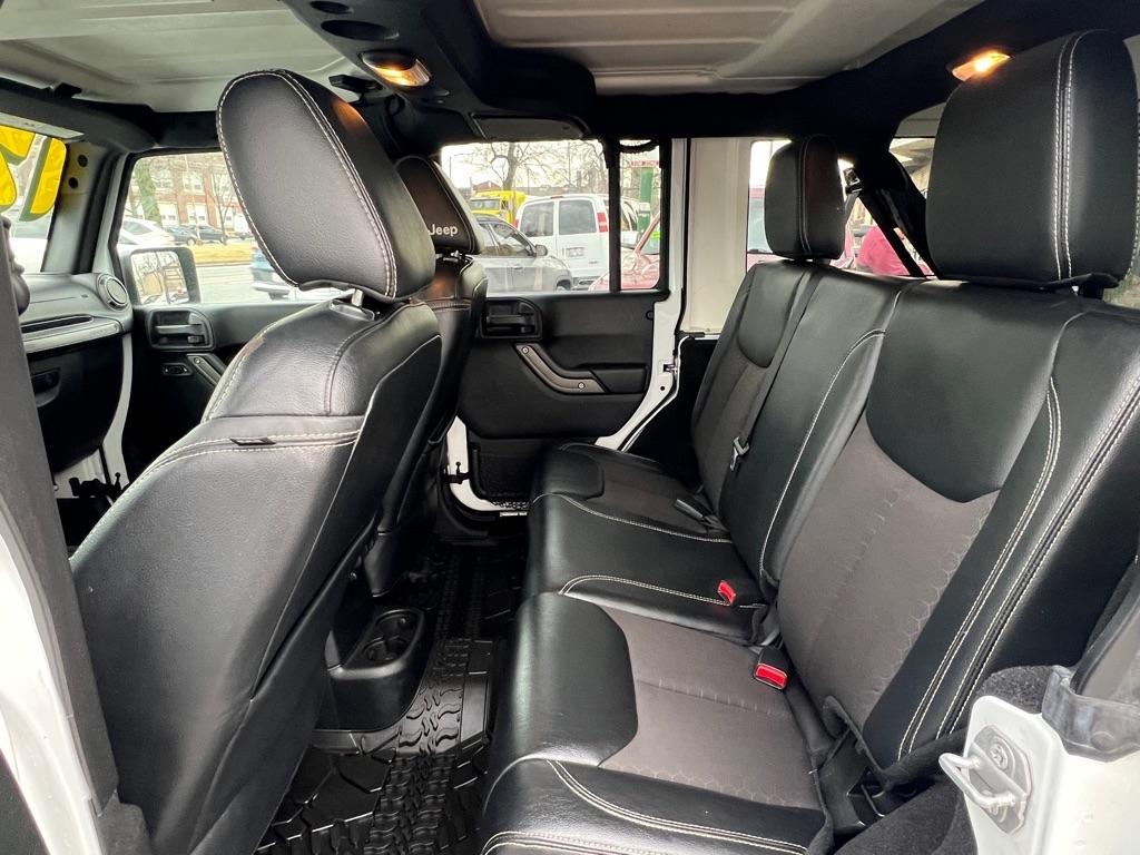 Jeep Wrangler Unlimited Sport 4WD 2017