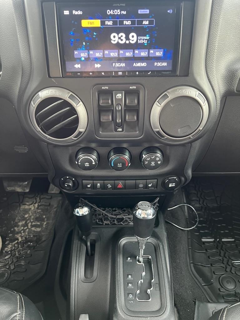 Jeep Wrangler Unlimited Sport 4WD 2017