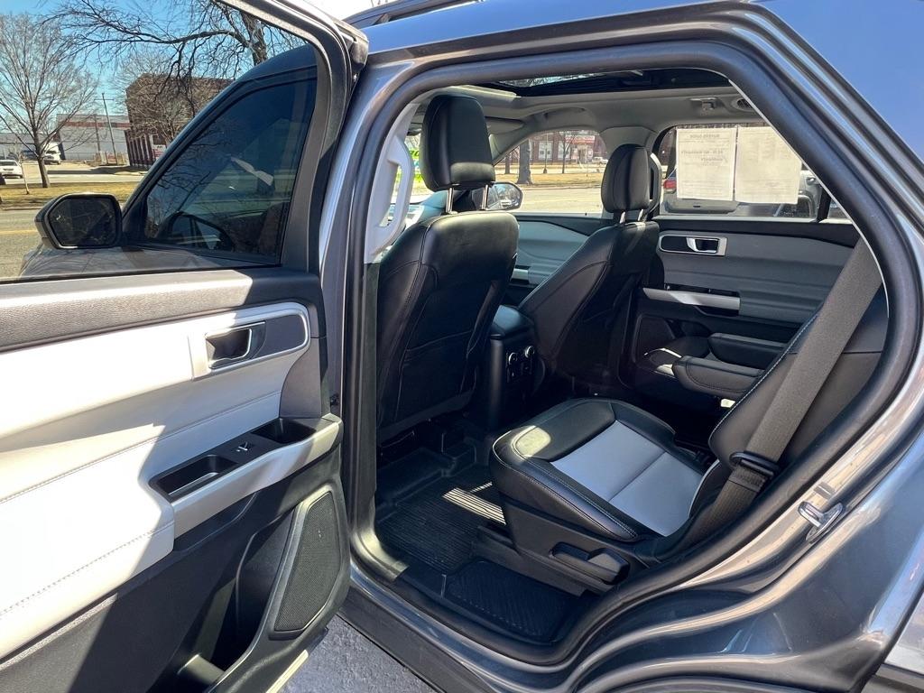 Ford Explorer XLT AWD 2022