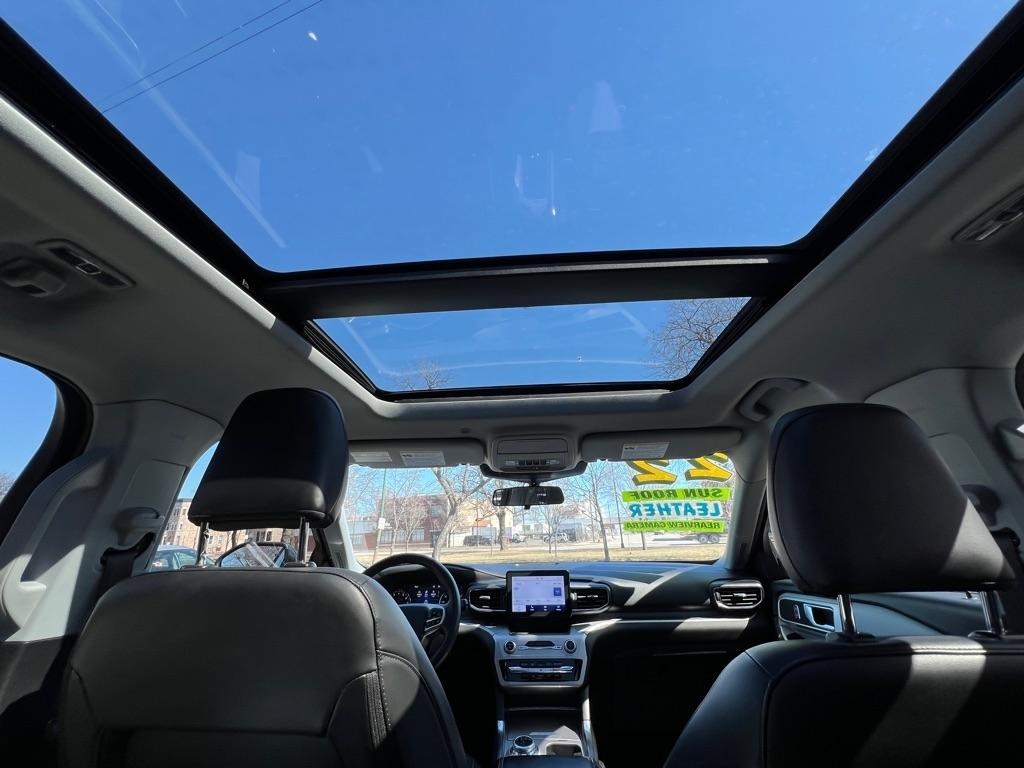 Ford Explorer XLT AWD 2022