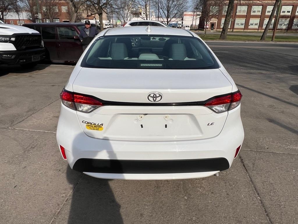 Toyota Corolla LE 2022